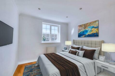 Bedroom 1_1.jpg