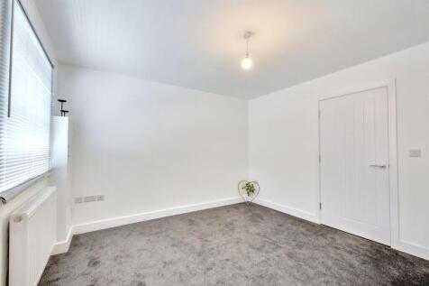 Lounge/Sitting Room
