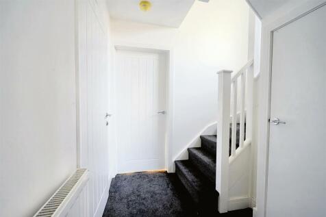 Hallway.jpeg