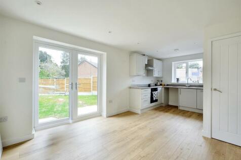 Living/Dining Kitchen