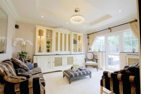 Sitting Room/Snug