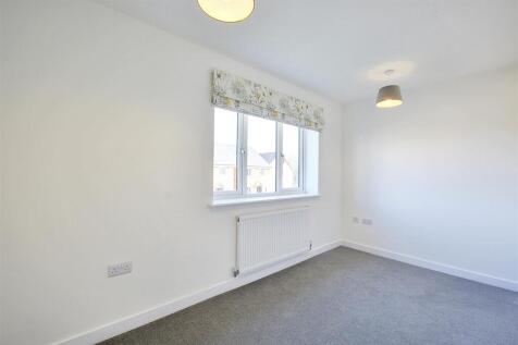 Bedroom 4.jpg