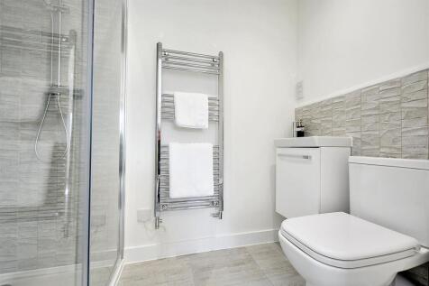 Ensuite.jpg