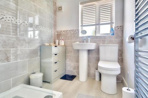 Family Shower Room