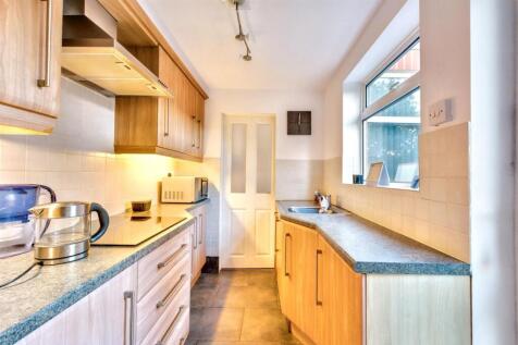 Kitchen_4.jpeg