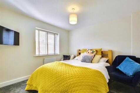 Bedroom 2.jpeg