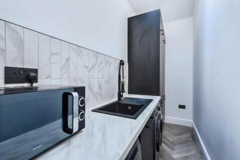 Utility Room_2.jpeg