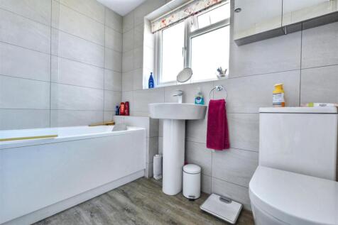 Bathroom.jpeg