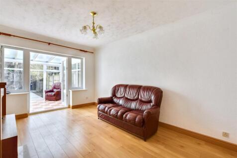 Lounge/Sitting Room