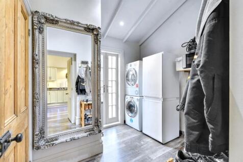Utility/Boot Room