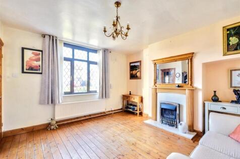 Lounge/Sitting Room