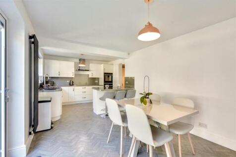 Open Plan Kitchen Diner
