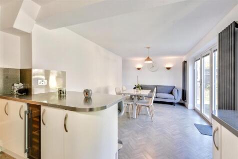 Open Plan Kitchen Diner
