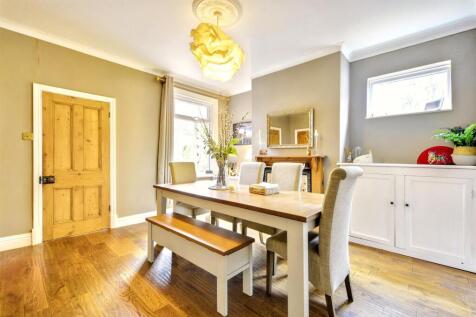Dining Room_1.jpeg