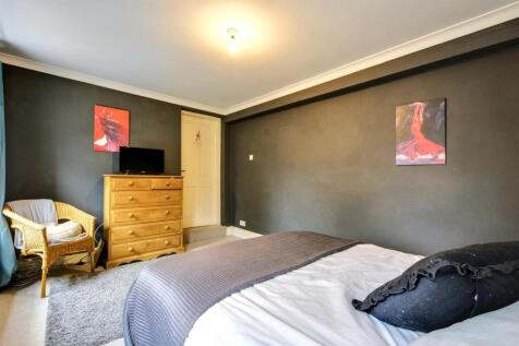 Bedroom 2_2.jpeg