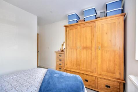 Bedroom 4_2.jpeg
