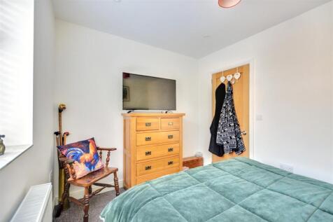 Bedroom 5_2.jpeg