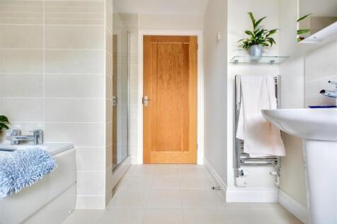 Bathroom_1.jpeg