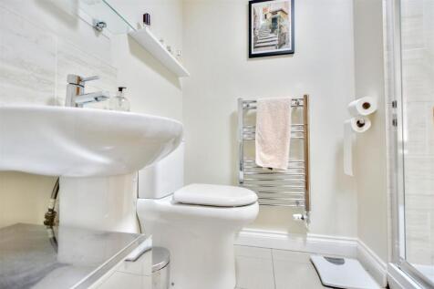 En Suite.jpeg