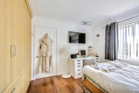 Bedroom 2_2.jpeg