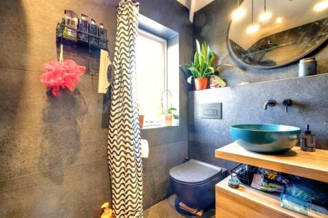 Wet Room/w.c.