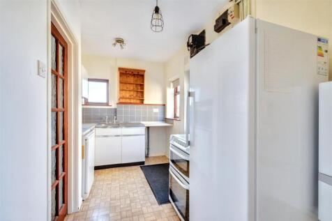 Kitchen_1.jpeg