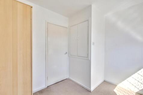 Bedroom 3_2.jpeg