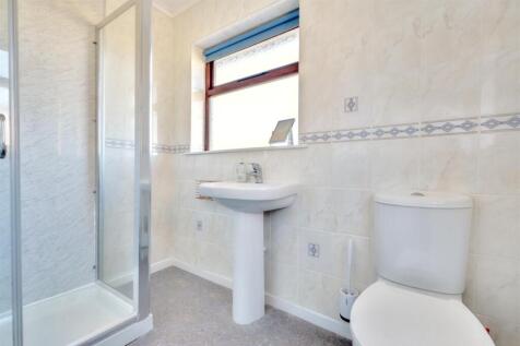 Shower Room_2.jpeg