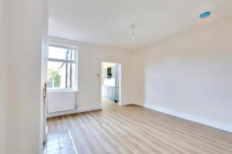 Dining/Sitting Room