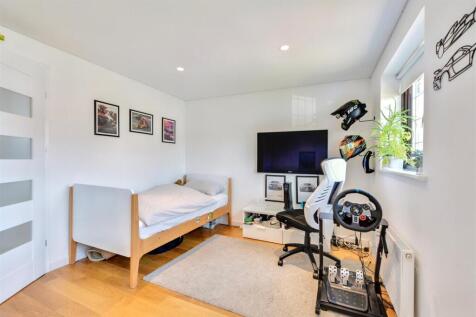 Bedroom 2_2.jpeg
