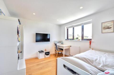 Bedroom 3.jpeg