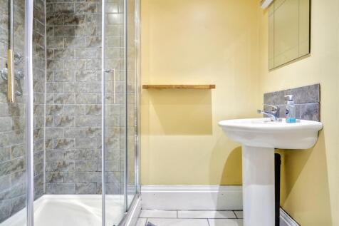 Shower Room 1_1.jpeg