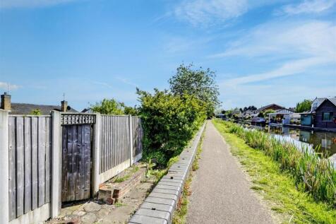 Canal view 1_1.jpeg