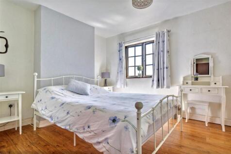 Bedroom One_1.jpeg