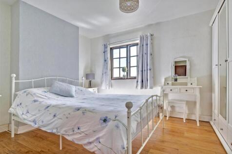 Bedroom One_2.jpeg