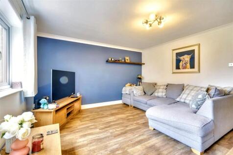 Lounge/Sitting Room