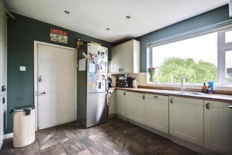 Kitchen_2.jpeg
