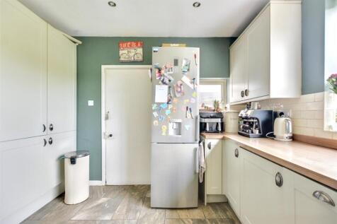 Kitchen_1.jpeg