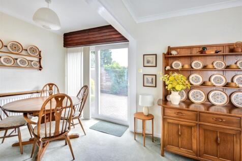 Dining Room_1.jpeg