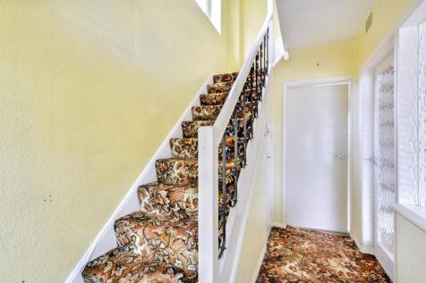 Hallway_2.jpeg