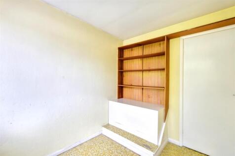 Bedroom 3_2.jpeg