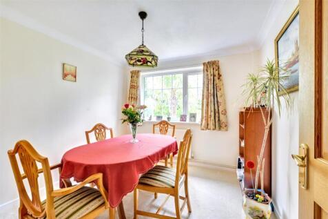 Dining Room/Bedroom 3