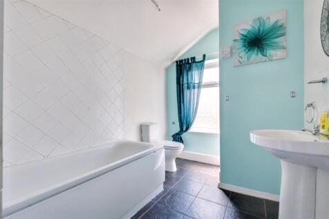 Bathroom.jpeg