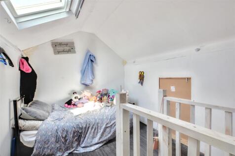 Loft Room_1.jpeg