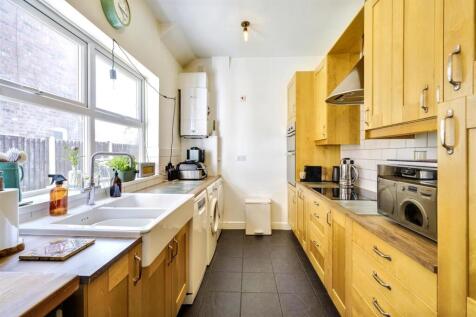 Kitchen 1_1.jpeg