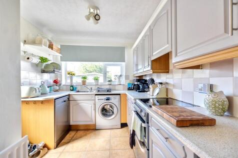 Kitchen_1.jpeg