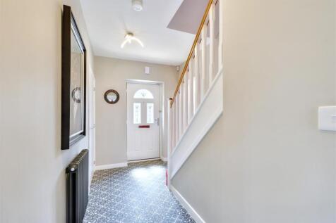 Entrance Hall_4.jpeg