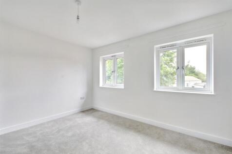Bedroom 1.jpeg