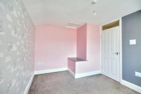 Bedroom 2_2.jpeg