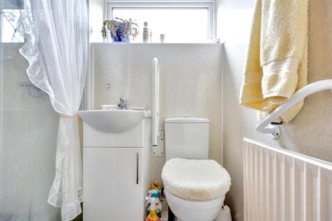Bathroom.jpeg